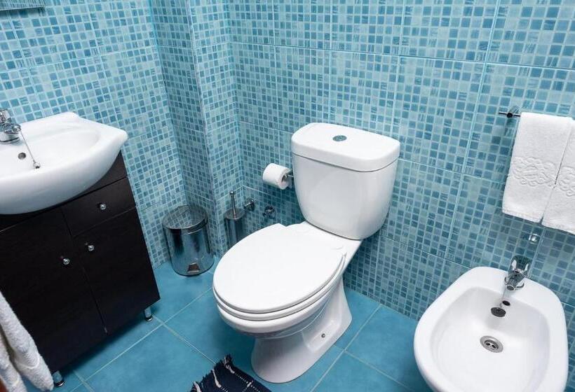 اتاق استاندارد, Almada Guest House