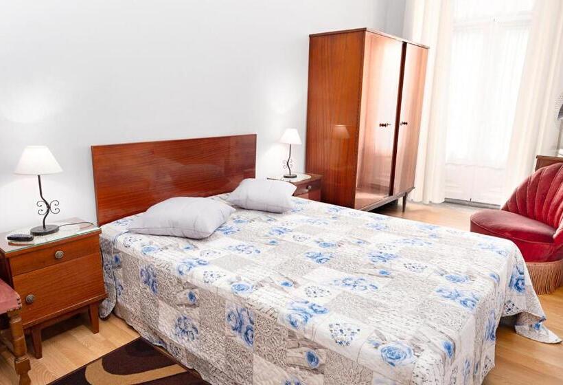 اتاق استاندارد, Almada Guest House