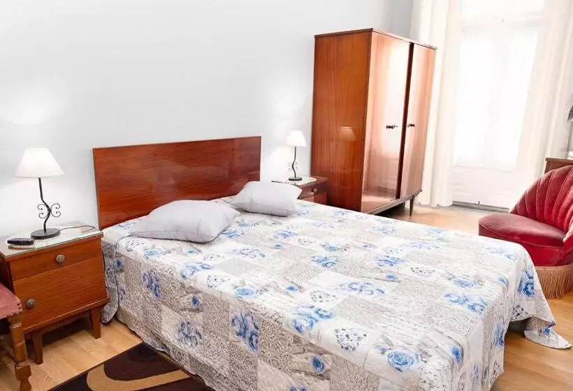 اتاق استاندارد, Almada Guest House