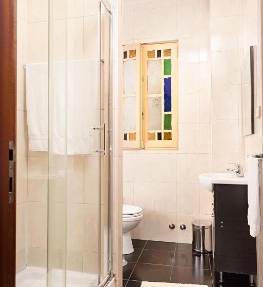 اتاق استاندارد, Almada Guest House