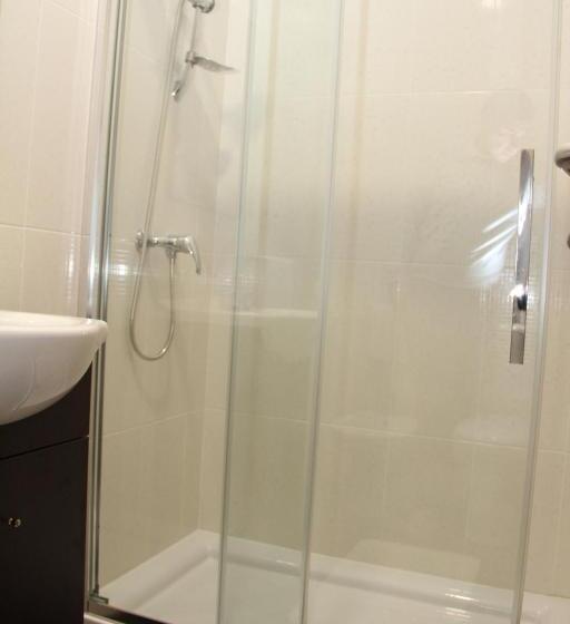 اتاق کلاسیک خانوادگی, Almada Guest House