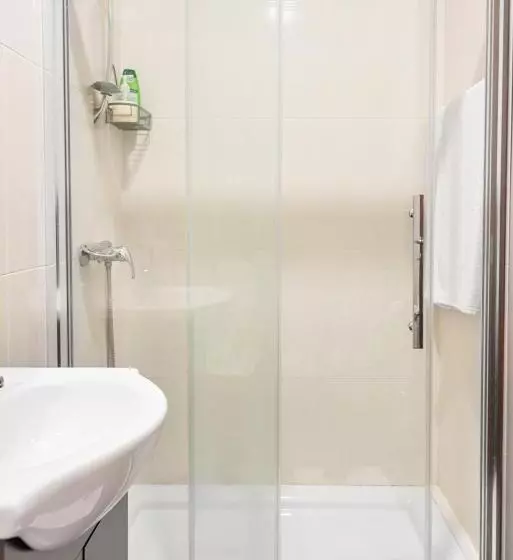 اتاق کلاسیک خانوادگی, Almada Guest House