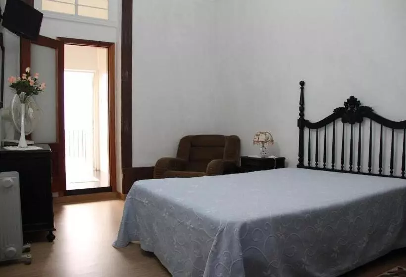 اتاق استاندارد با بالکن, Almada Guest House