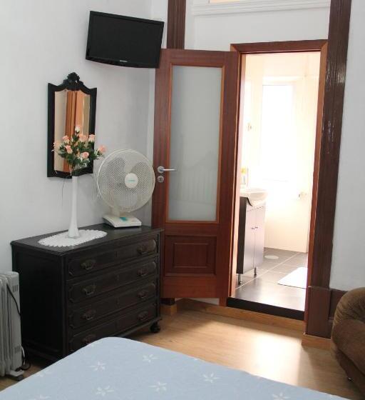 اتاق استاندارد با بالکن, Almada Guest House