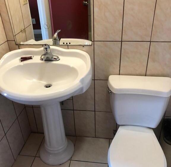 غرفة قياسية سرير كينج, Aqua Inn Motel