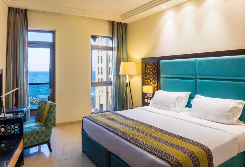 اتاق لوکس با چشم‌انداز شهر, Bahi Ajman Palace