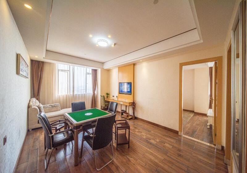 디럭스 룸 도시 전망, Bahi Ajman Palace