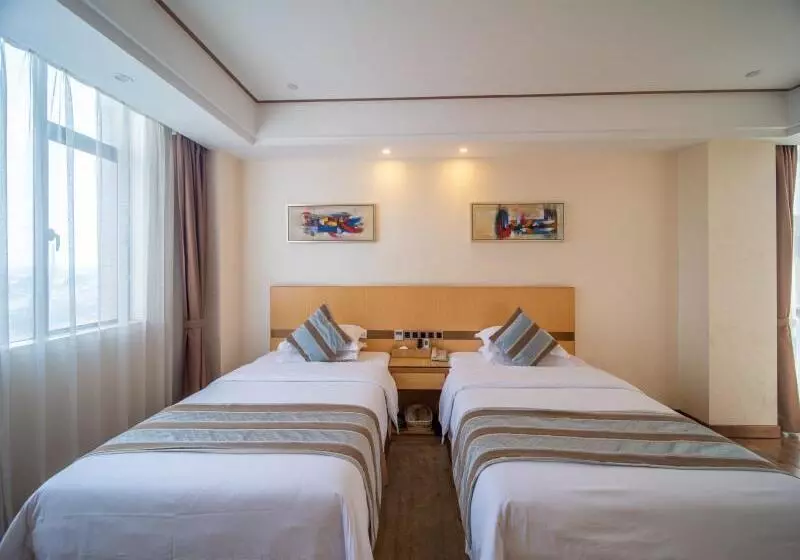 اتاق لوکس با چشم‌انداز شهر, Bahi Ajman Palace