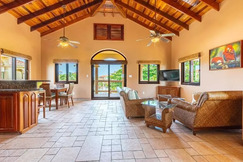 ویلای 1 خوابه, Coco Beach Resort