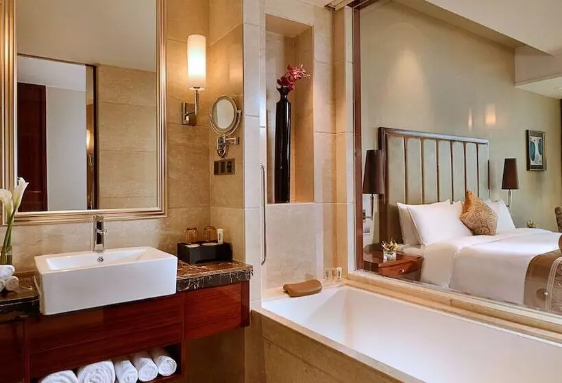 ダブルベッドスタンダードルーム, Crowne Plaza Zhenjiang, An Ihg