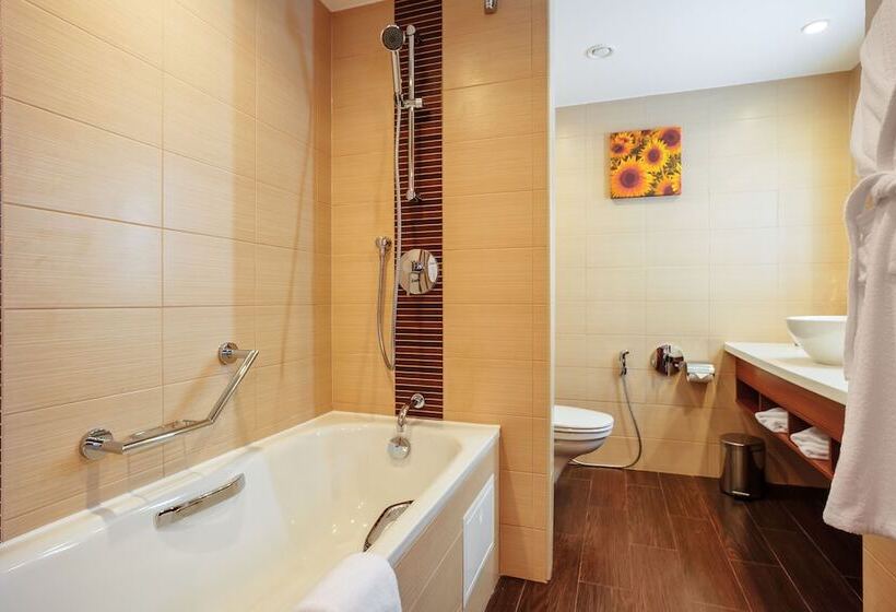 اتاق خانوادگی, Hilton Garden Inn Krasnodar
