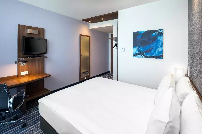 اتاق استاندارد برای معلولان, Holiday Inn Express The Hague   Parliament, An Ihg