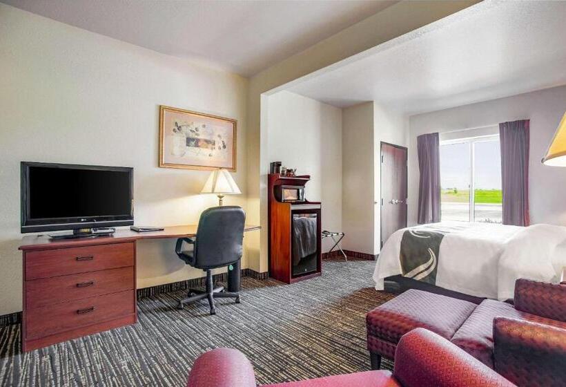 غرفة قياسية سرير كينج, Quality Inn Parsons North