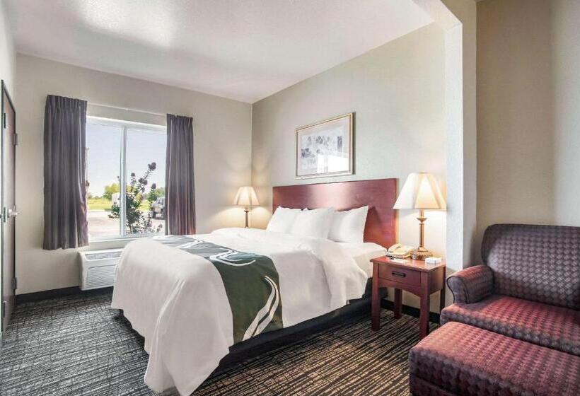 غرفة قياسية سرير كينج, Quality Inn Parsons North