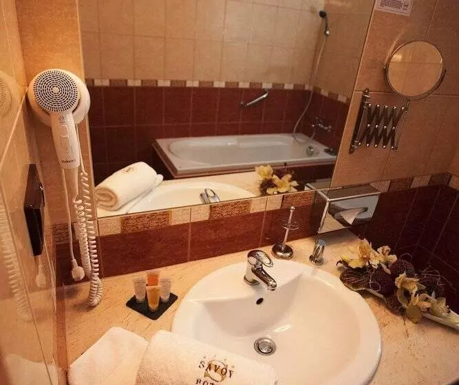 اتاق استاندارد یک نفره, Savoy