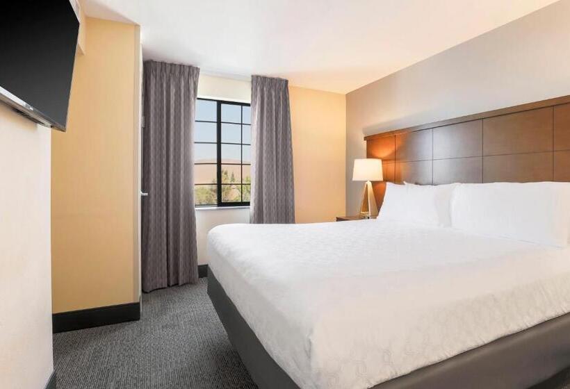 キングサイズベッドのスイートルーム, Staybridge Suites Reno Nevada, An Ihg