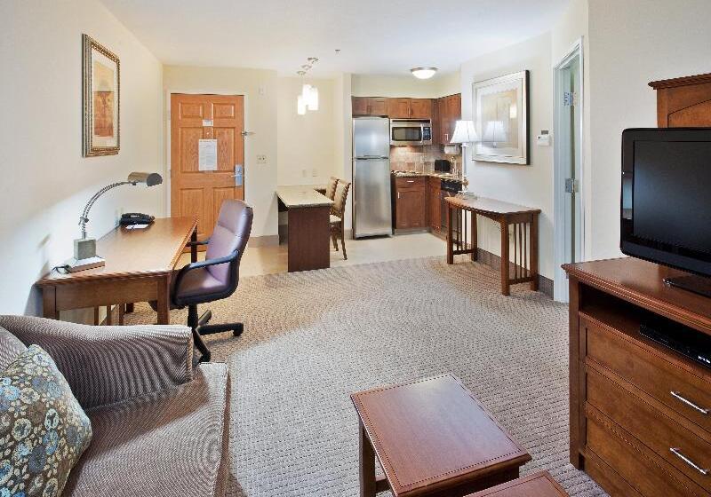 キングサイズベッドのスイートルーム, Staybridge Suites Reno Nevada, An Ihg