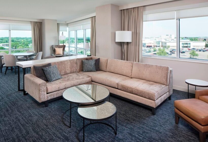 סוויטת קלאב, The Westin Edina Galleria