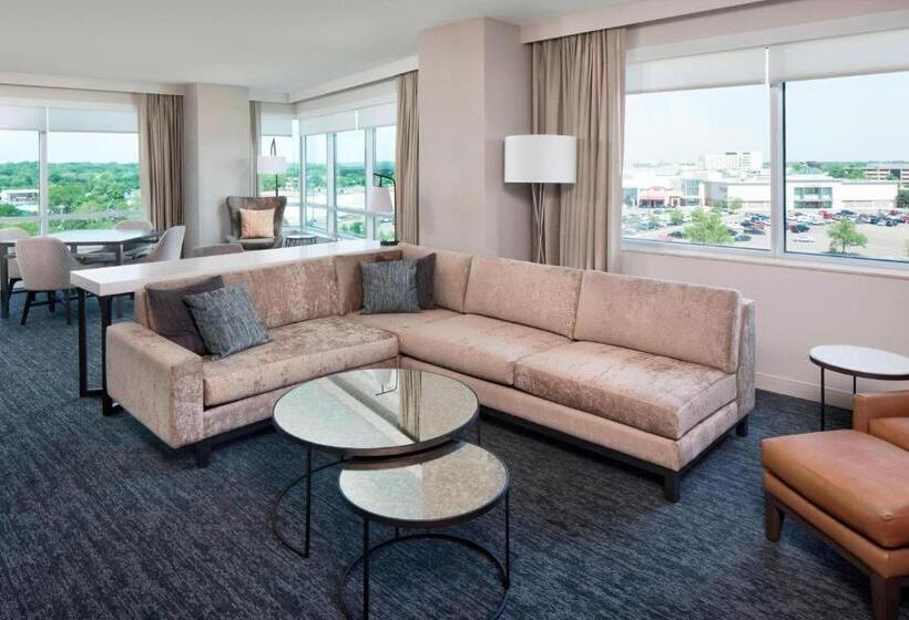 סוויטת קלאב, The Westin Edina Galleria