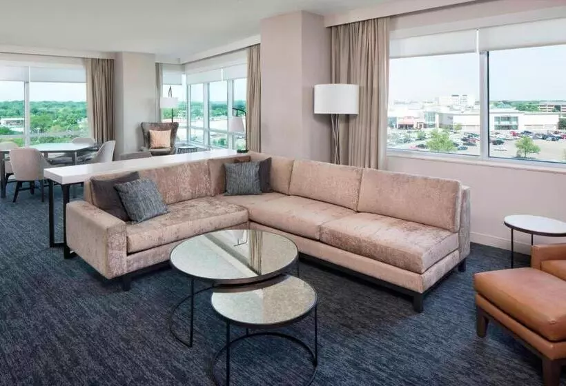 クラブスイート, The Westin Edina Galleria