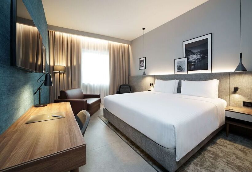 اتاق پرمیوم, Radisson Hotel Nola Naples