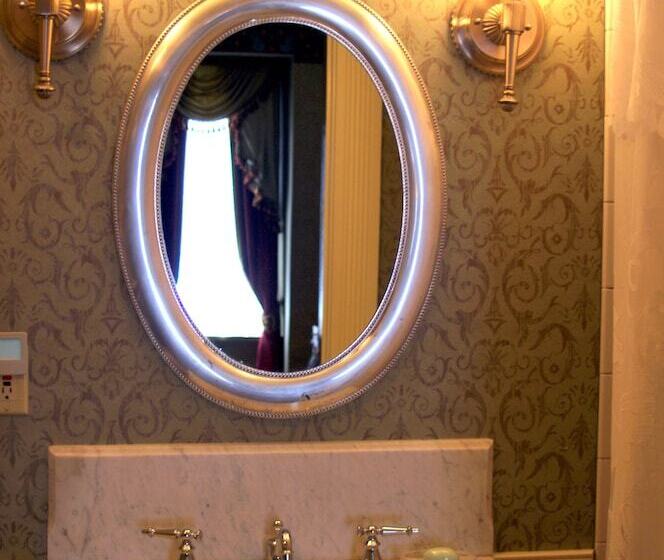 Номер Deluxe, Beaumont Hotel And Spa Adults Only