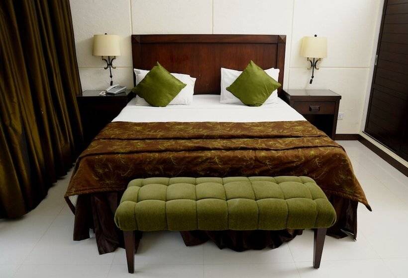 سوئیت رویال, Dreamworld Resort, Hotel & Golf Course