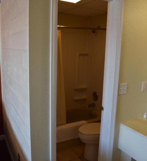 غرفة ديلوكس سرير كينج, Dry Dock Motel