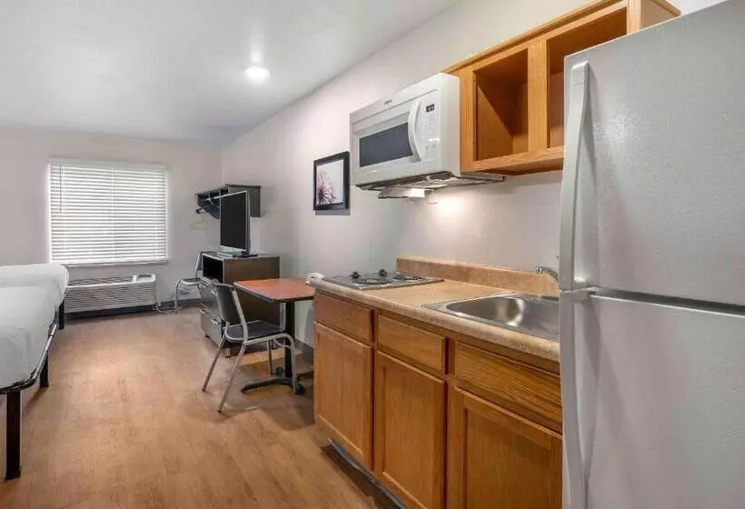 ２ダブルベッドのスタンダードルーム, Extended Stay America Select Suites  Indianapolis  West