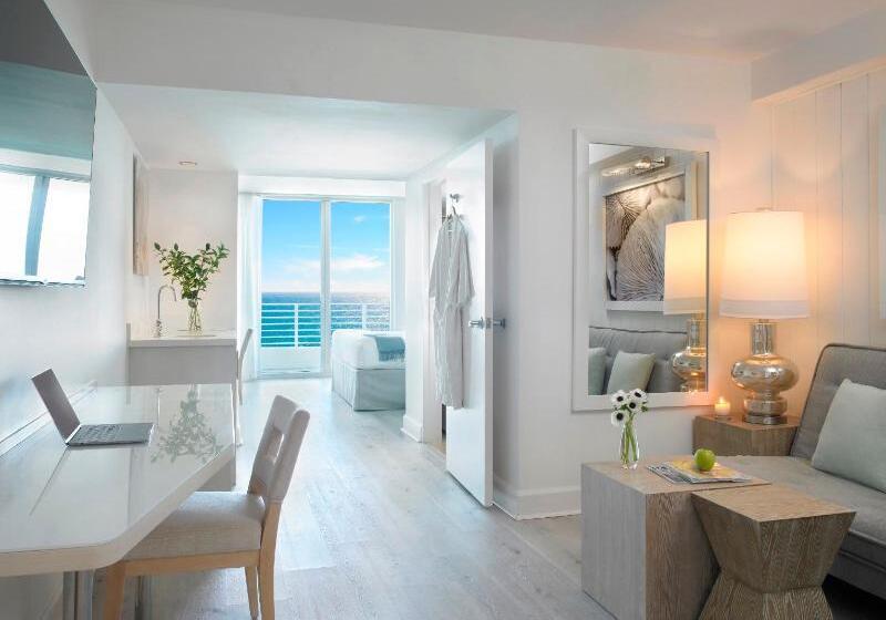 غرفة قياسية سرير كينج, Aloft Green Bay