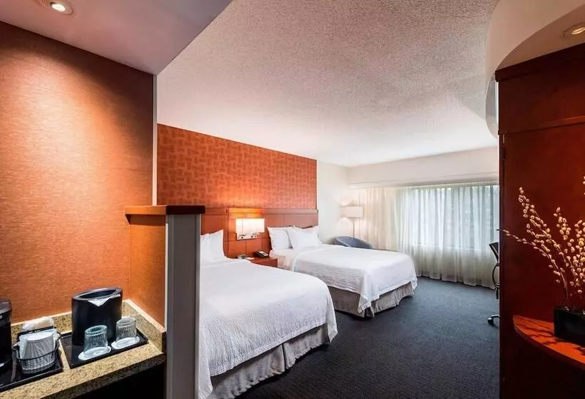 ２ダブルベッドのスタンダードルーム, Courtyard By Marriott Atlanta Buford Mall Of Georgia