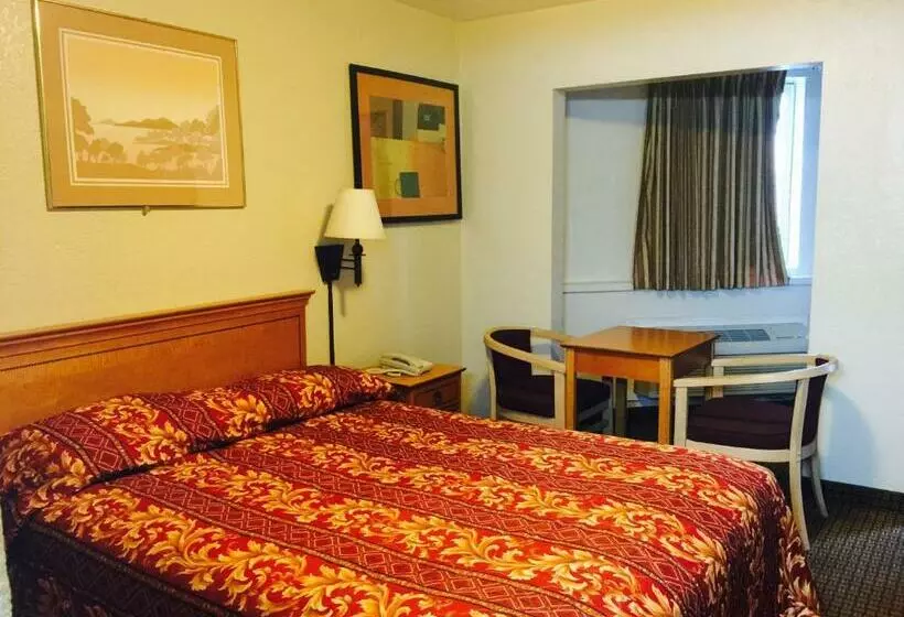 スタンダードルーム, Economy Inn