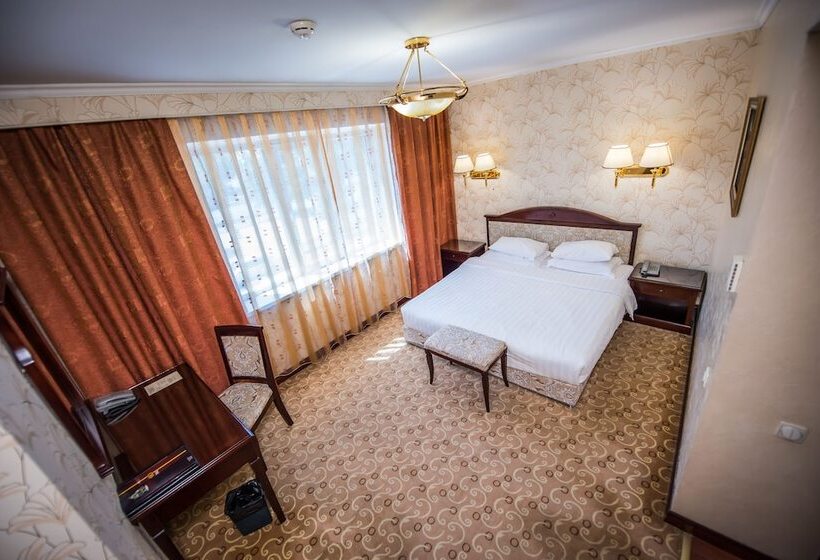 اتاق کلاس بیزنس, G Empire