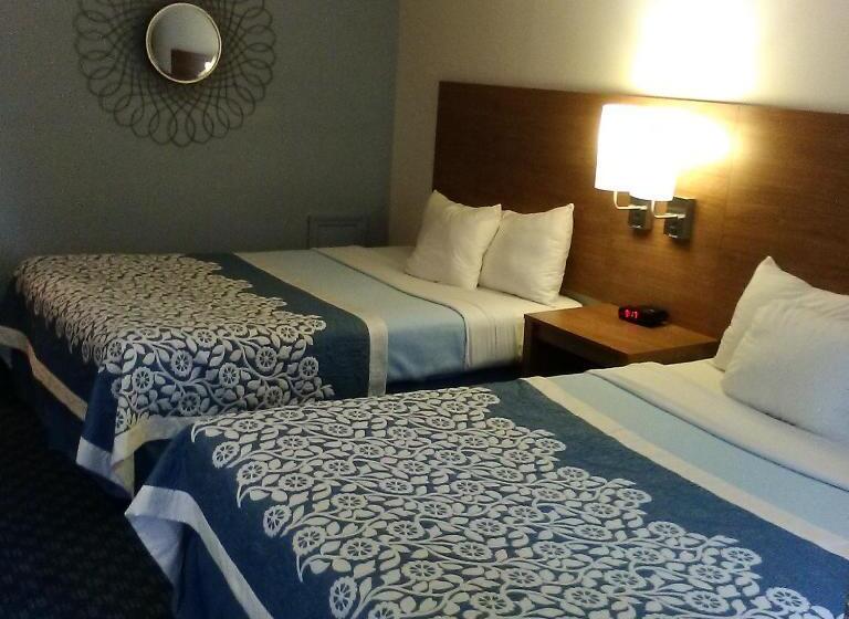 חדר סטנדרט שתי מיטות זוגיות, Mainstreet Inn