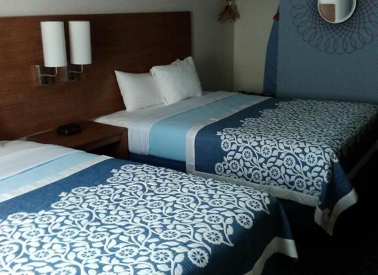 Номер Стандарт, Mainstreet Inn