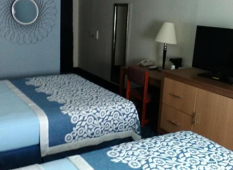 חדר דלוקס, Mainstreet Inn