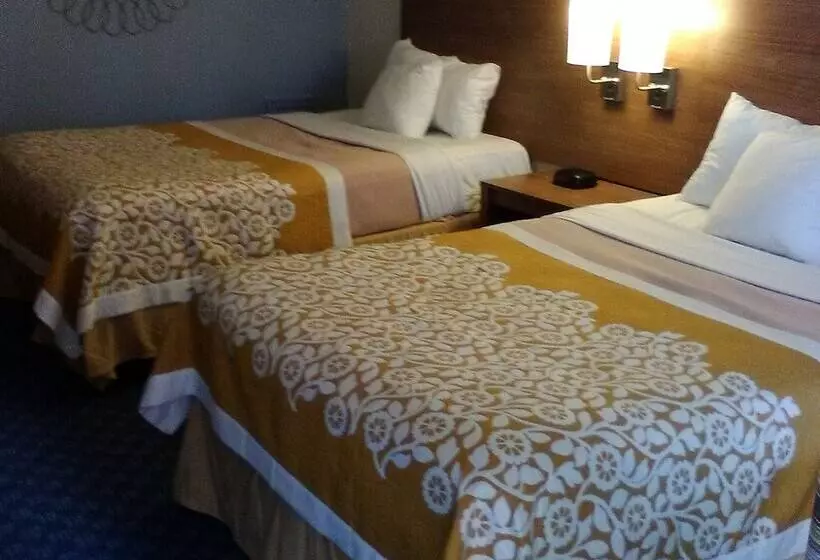 اتاق استاندارد با 2 تخت دوبل, Mainstreet Inn