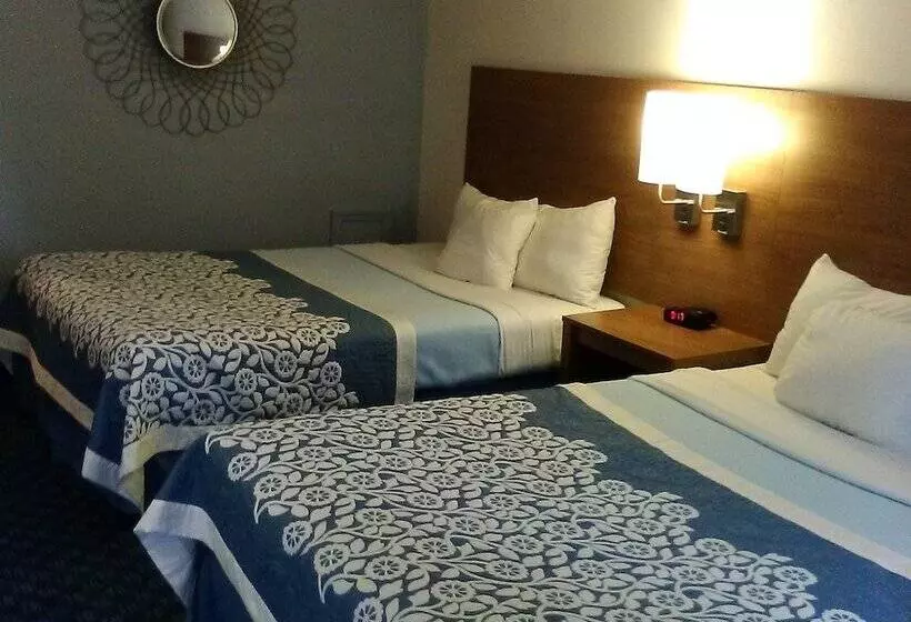 اتاق استاندارد با 2 تخت دوبل, Mainstreet Inn