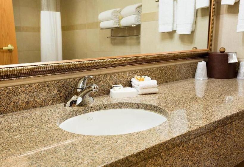 غرفة قياسية سرير ملكى, Marv Herzog