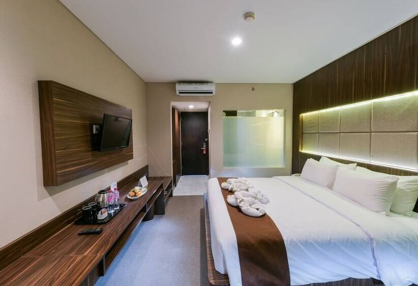اتاق لوکس, Royal Regantris Cendana