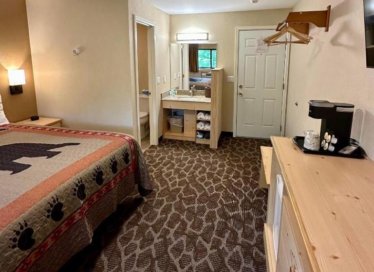 غرفة قياسية سرير كينج, Spirit Lake Lodge