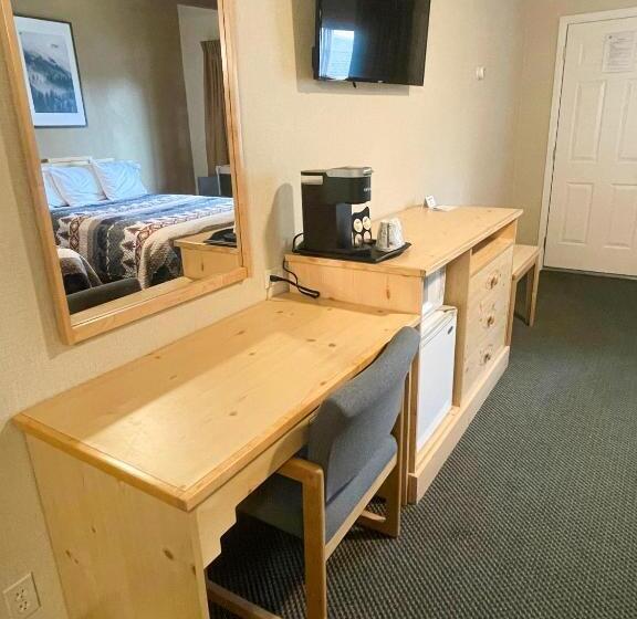 غرفة قياسية, Spirit Lake Lodge