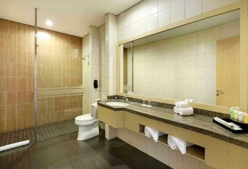 Номер Executive, Swiss Belinn Panakkukang