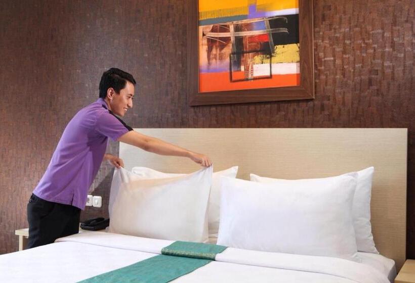 Номер Deluxe, Swiss Belinn Panakkukang