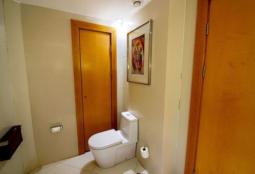 سوییت اجرایی, Lagos Continental