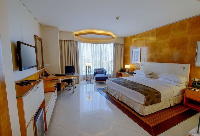 سوییت اجرایی, Lagos Continental