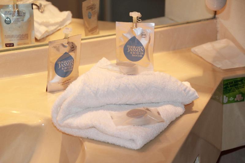 豪华房间, Kristal Hotel Kupang