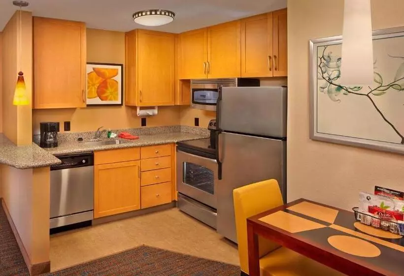 Standard-huone King-vuode, Residence Inn By Marriott Waldorf