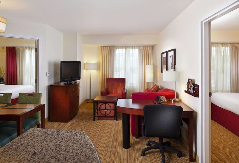 Люкс 2 Спальни, Residence Inn By Marriott Covington Northshore