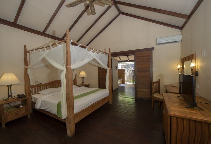 ویلای لوکس 1 خوابه, Filitheyo Island Resort